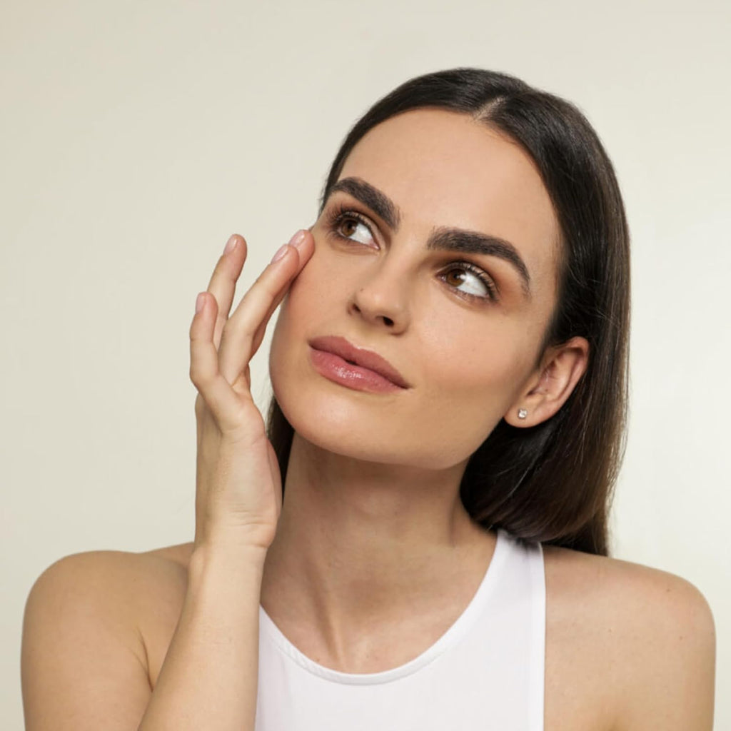 Germaine de Capuccini - Timexpert Radiance C+ | Illuminating Antioxidant Eye Contour Cream - Vitamin C and Vitamin E Eye Cream - Protects Against Free radicals damage - 0.5 Fl oz